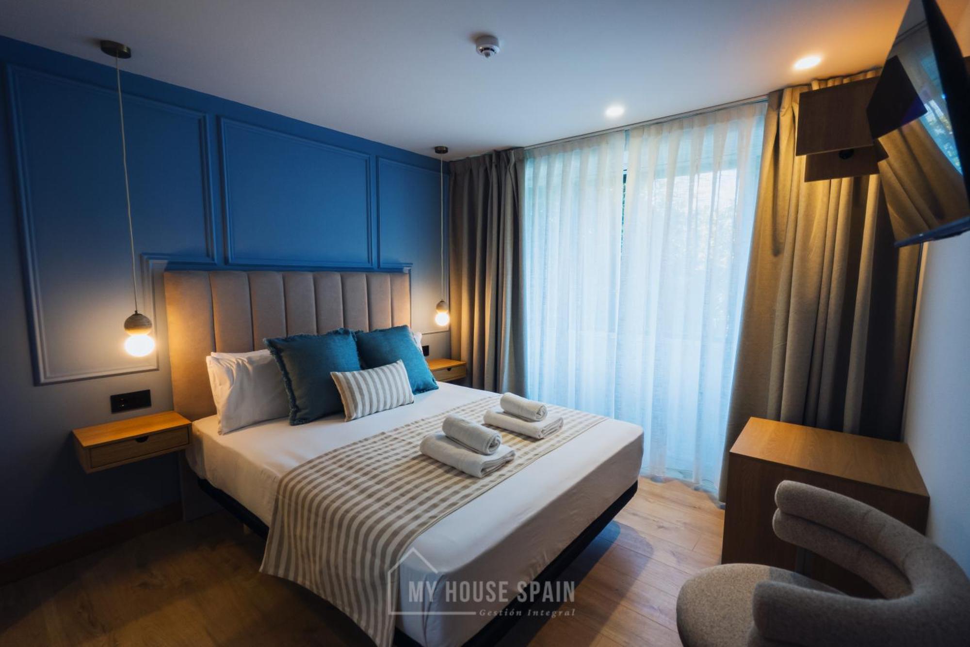 Hotel By Myhousespain Gijón